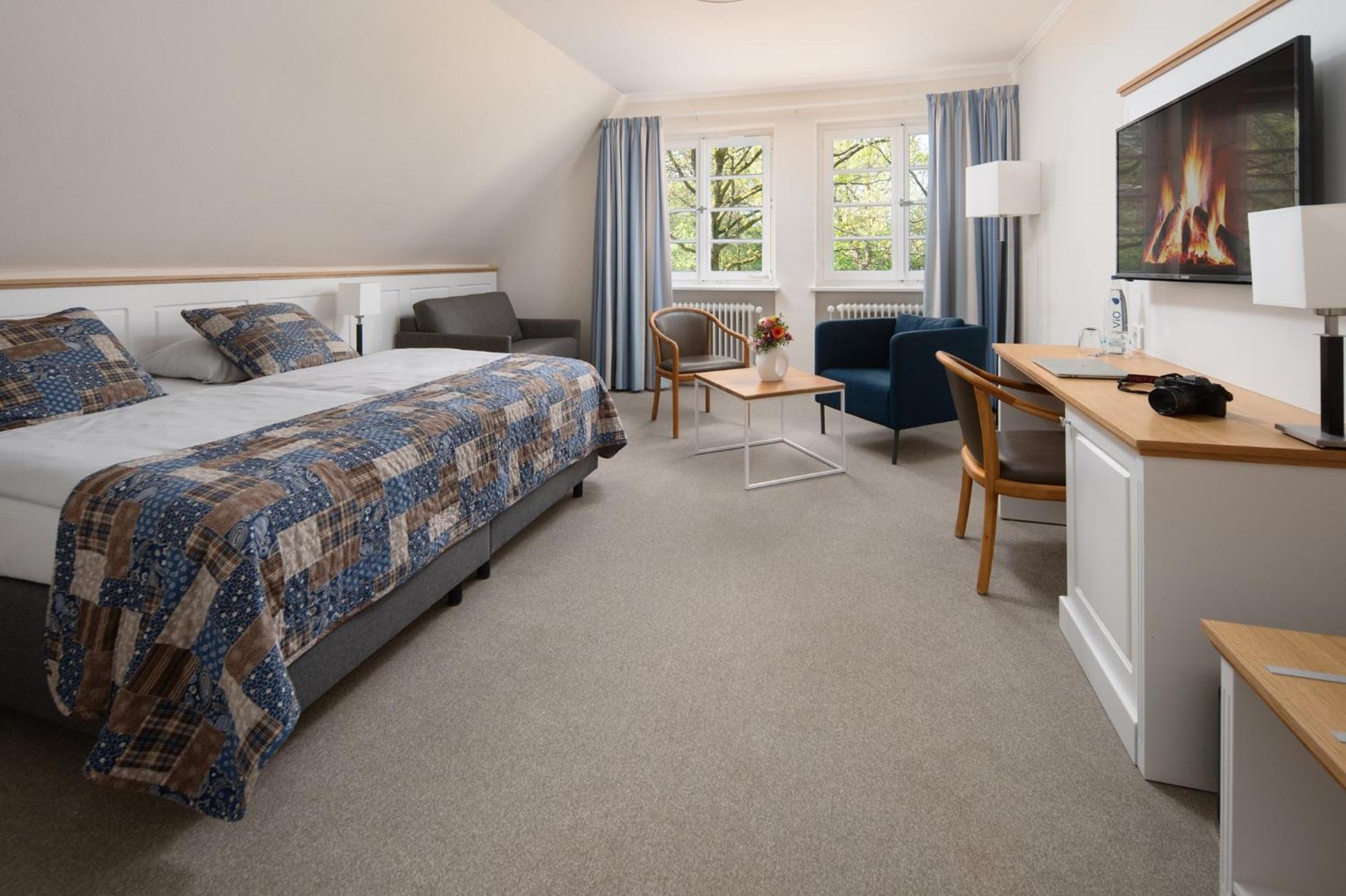 Superior Double Room / Triple Room,1597547948:JPEG